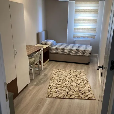 Centrally Located Flat With Balcony In * Canakkale